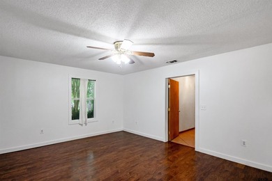 Welcome to this remarkable 3-bedroom, 2-bath home offering - photo 21