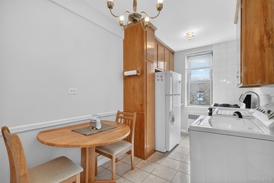 Unmatched value in the Bronx! Don't miss this chance to own an - photo 4
