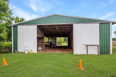 Welcome to this remarkable 3-bedroom, 2-bath home offering - photo 28