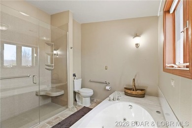 Outstanding 5-BR home (1 non-conforming) w/4 full - photo 28