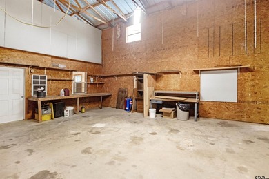 Welcome to this remarkable 3-bedroom, 2-bath home offering - photo 31
