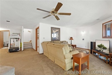 Outstanding 5-BR home (1 non-conforming) w/4 full - photo 31