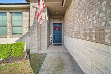 Thoughtfully designed and impeccably maintained, this 4-bedroom - photo 3