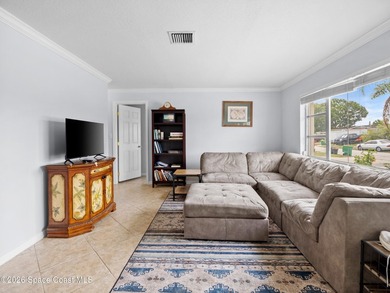 Discover the perfect blend of comfort and convenience in this - photo 3