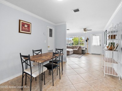 Discover the perfect blend of comfort and convenience in this - photo 6