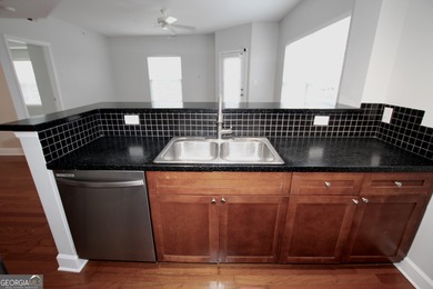 Amazing location in Decatur by universities and close by