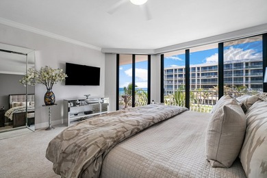 This beautifully redone 2 bedroom, 2.1 bathroom Sloans Curve - photo 13