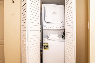 Beautiful 1br 1ba with an amazing view all the way down the