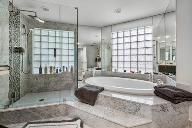 This beautifully redone 2 bedroom, 2.1 bathroom Sloans Curve - photo 16
