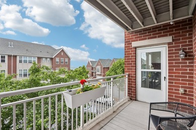 Your own private Lakeside Retreat is here! This corner unit at - photo 22