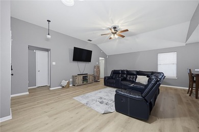 Welcome to this beautiful 3-bedroom, 2-bath home located in the - photo 4