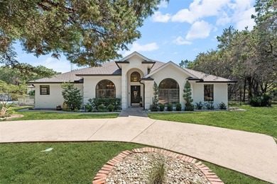 North Bosque River Home For Sale in Crawford Texas