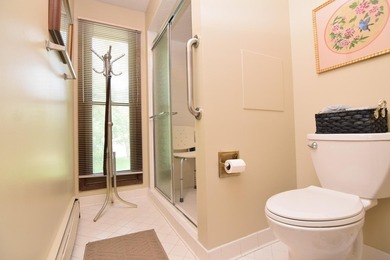 Welcome home. Beautifully maintained condo in PRIME location - photo 11