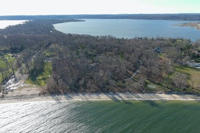 Rare and Remarkable Waterfront Offering on Centre Island An - photo 14