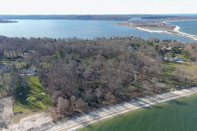 Rare and Remarkable Waterfront Offering on Centre Island An - photo 15