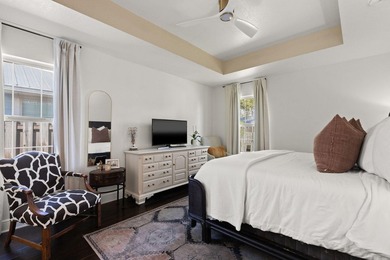 This delightful, move-in ready home welcomes you with a spacious - photo 16