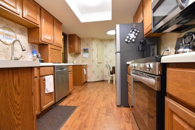 Welcome home. Beautifully maintained condo in PRIME location - photo 20