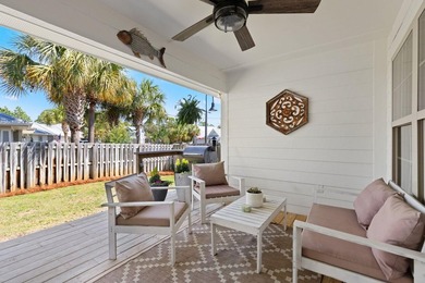 This delightful, move-in ready home welcomes you with a spacious - photo 27
