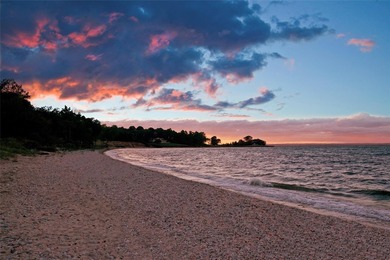 Rare and Remarkable Waterfront Offering on Centre Island An - photo 27