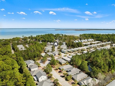 This delightful, move-in ready home welcomes you with a spacious - photo 34
