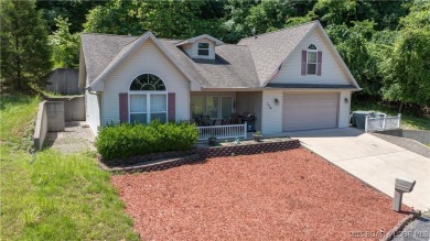 Lake Home For Sale in Camdenton, Missouri