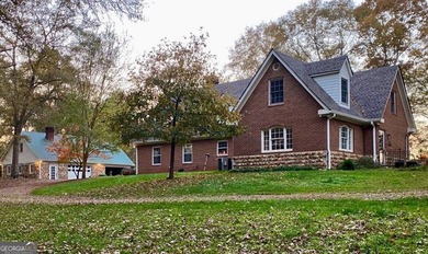 (private lake, pond, coastal) Home For Sale in Comer Georgia