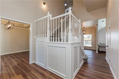 Set in Kings Crossing, one of the area's most sought after - photo 6