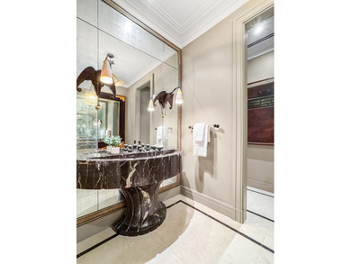 A rare architectural offering on one of Chicago's most coveted - photo 5