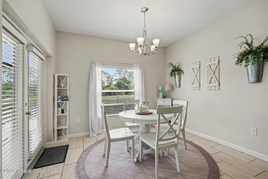 Welcome to this exceptional 4-bedroom, 3.5-bathroom - photo 7