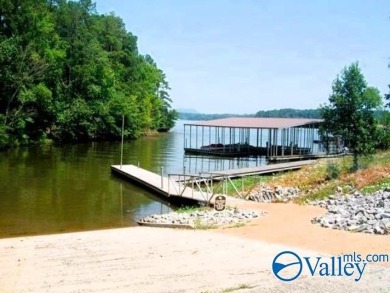 Lake Lot For Sale in Scottsboro, Alabama