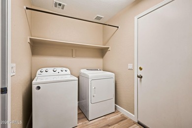 Beautiful single family home 4 bed 2 bath is a must see, located - photo 22