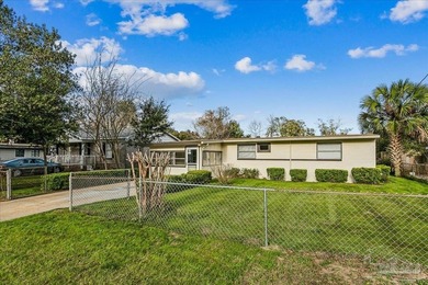 RENOVATED 4-BEDROOM GEM UNDER $200K! Fall in love with this - photo 2