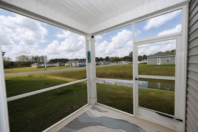This beautifully maintained *LIKE BRAND NEW* three bedroom, two - photo 25