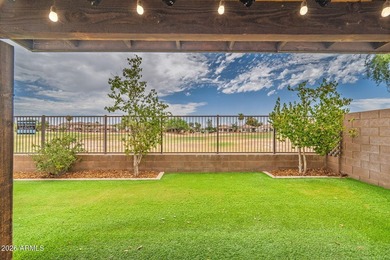 Beautiful single family home 4 bed 2 bath is a must see, located - photo 27