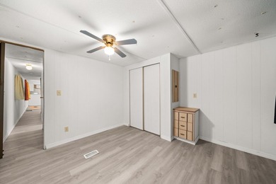Enjoy the perfect fishing retreat in this very clean - photo 36