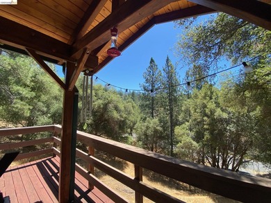 This Yosemite area home in the pines called 'Lil Oak Hill' is - photo 37