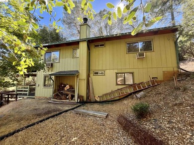 This Yosemite area home in the pines called 'Lil Oak Hill' is - photo 41