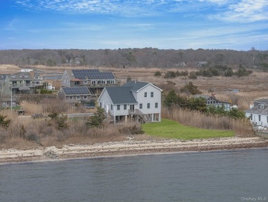 Waterfront Luxury Living | East Patchogue Welcome to an - photo 2