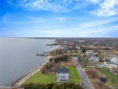 Waterfront Luxury Living | East Patchogue Welcome to an - photo 6