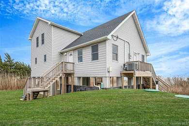 Waterfront Luxury Living | East Patchogue Welcome to an - photo 9