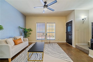 Perfect Island living! Spacious 3-bedroom, 2.5-bath townhome in - photo 5