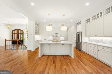 This brand new Lake Hartwell home delivers the perfect blend of - photo 11