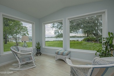 Welcome to 808 Plantation Drive, a stunning blend of plantation - photo 2