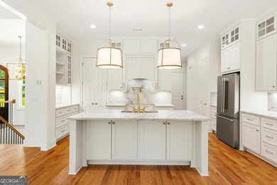 This brand new Lake Hartwell home delivers the perfect blend of - photo 12