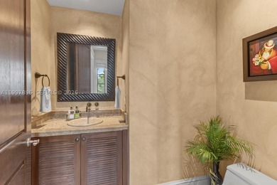 Timeless colonial-style residence, also known as Villa Rosa, set - photo 13