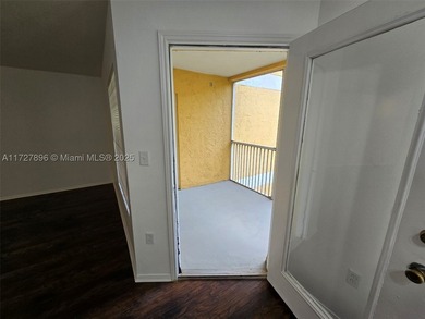 AMAZING APARTMENT, LAMINATE FLOORS, ONE BEDROOM, ONE BATHROOM - photo 14