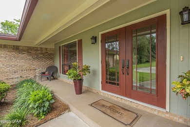 Welcome to 808 Plantation Drive, a stunning blend of plantation - photo 7