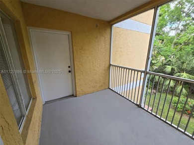 AMAZING APARTMENT, LAMINATE FLOORS, ONE BEDROOM, ONE BATHROOM - photo 18