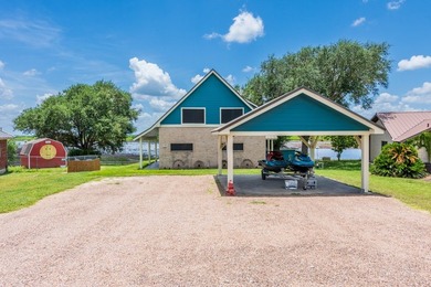 IT'S ALWAYS LAKE TIME AT THIS INCREDIBLE WATERFRONT RETREAT ON - photo 3