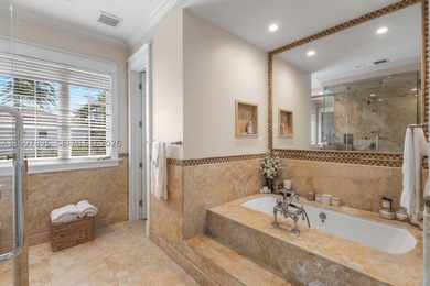 Timeless colonial-style residence, also known as Villa Rosa, set - photo 28